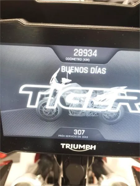 Triumph Tiger 900 – Vista 4