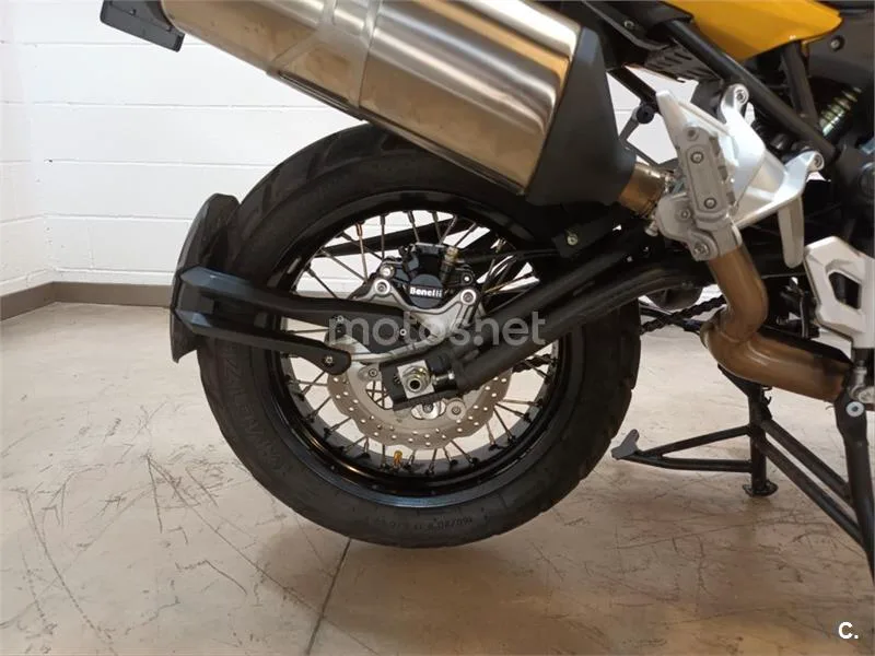 Benelli TRK 502 – Vista 19