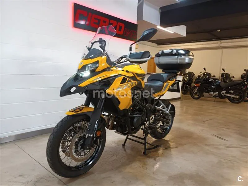 Benelli TRK 502 – Vista 5