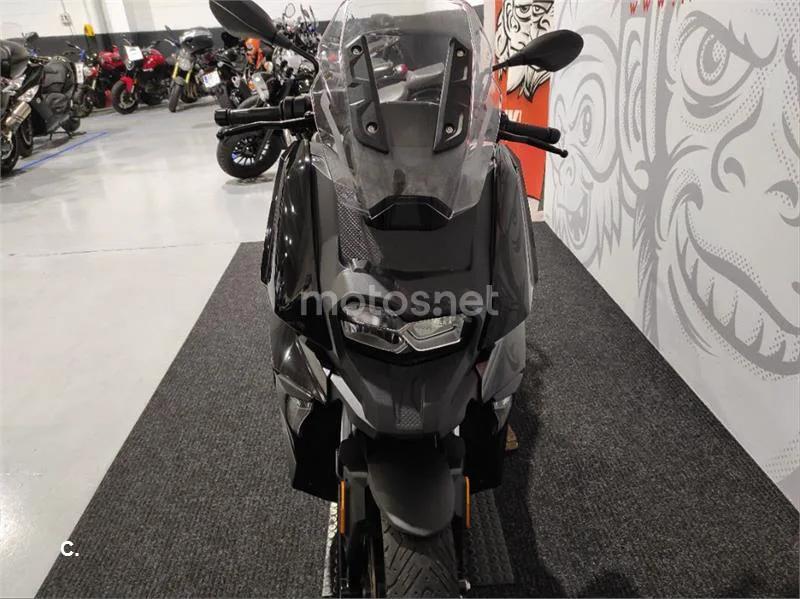 BMW C 400 X – Vista 8