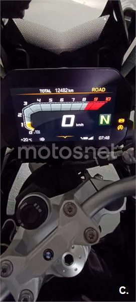 BMW F 750 – Vista 5