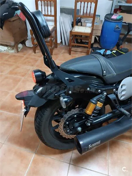 Yamaha XV950 - Vista 4