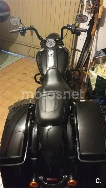 Harley-Davidson Road King - Vista 8