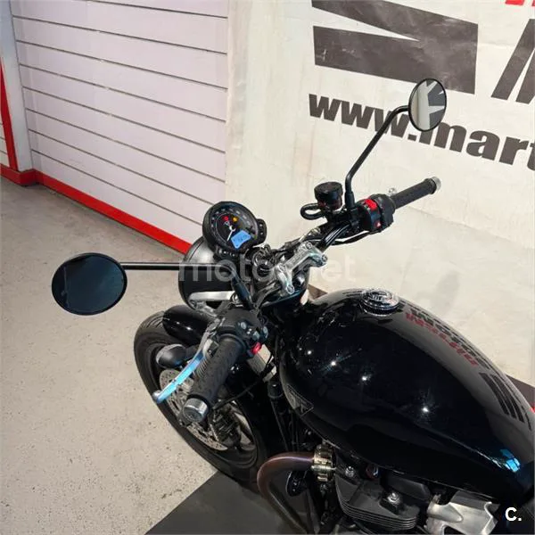 Triumph Speed Twin 900 – Vista 8