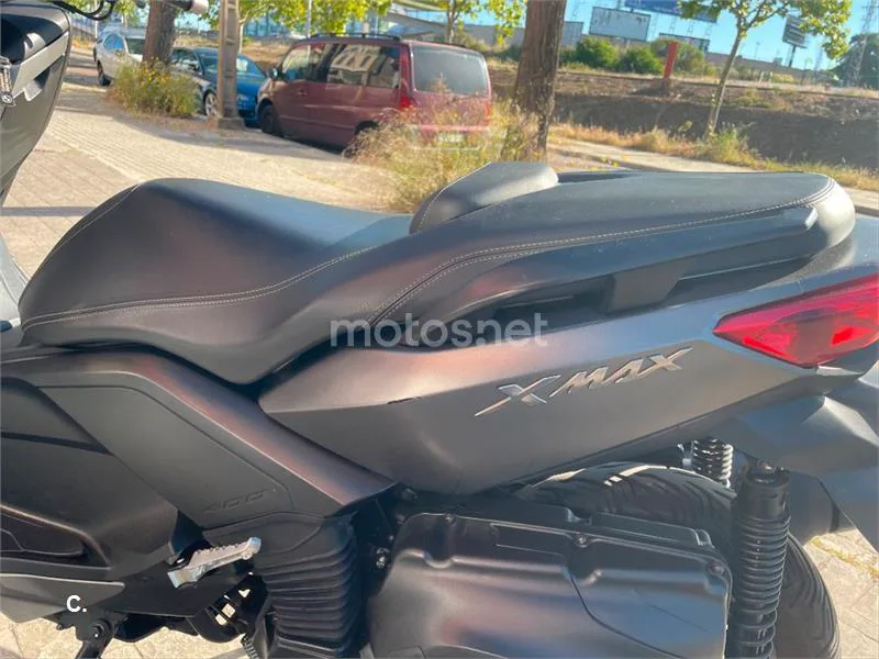 Yamaha XMAX 400 – Vista 11