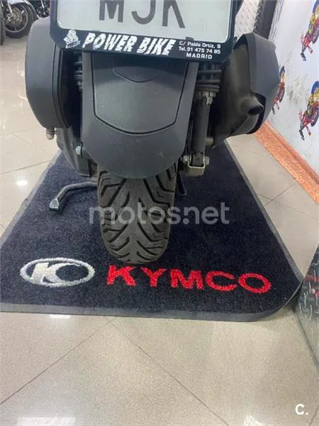 Piaggio MP3 – Vista 13