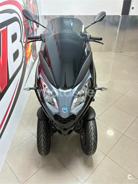 Piaggio MP3 – Vista 5