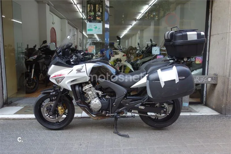 Honda CBF 600 S – Vista 17