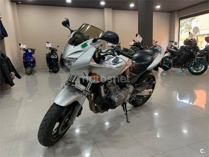 Honda CB 600 S – Vista 4
