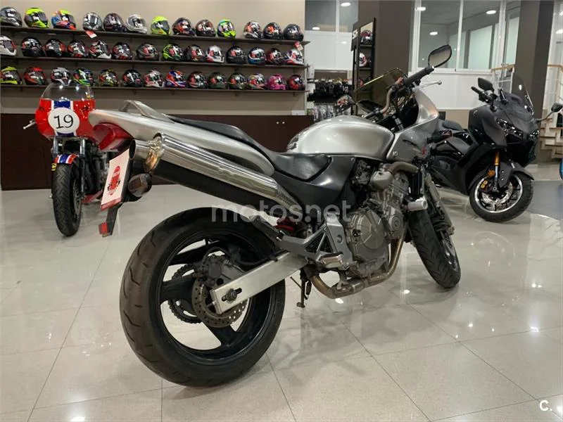 Honda CB 600 S – Vista 5