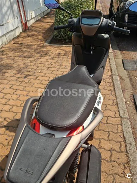 Piaggio Medley – Vista 4