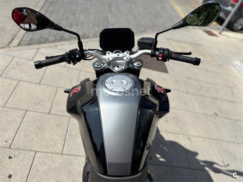 BMW F 900 R – Vista 13