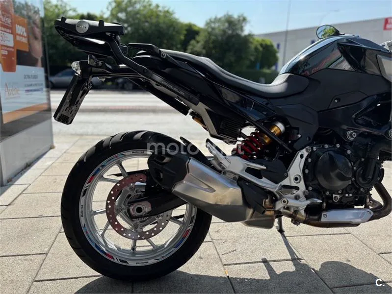 BMW F 900 R – Vista 8