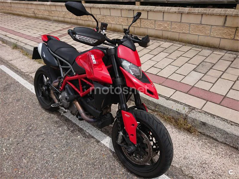 Ducati Hypermotard – Vista 3