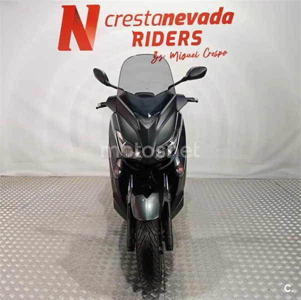 Yamaha XMAX 400 – Vista 15