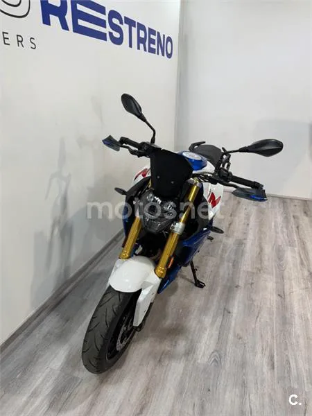 BMW F 900 R – Vista 4