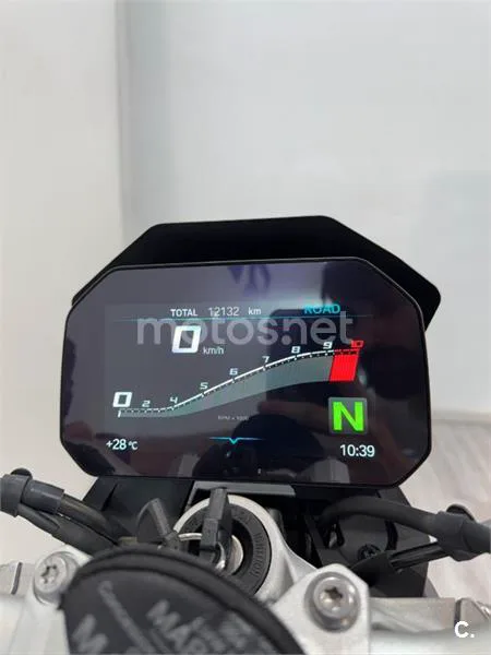 BMW F 900 R – Vista 9