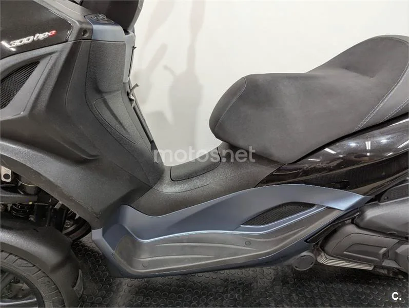 Piaggio MP3 – Vista 3