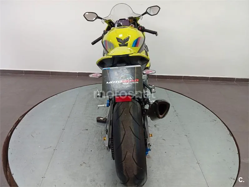 BMW M 1000 RR – Vista 12