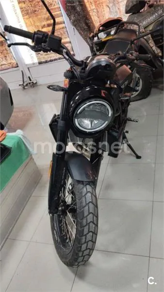 Husqvarna Vitpilen – Vista 5