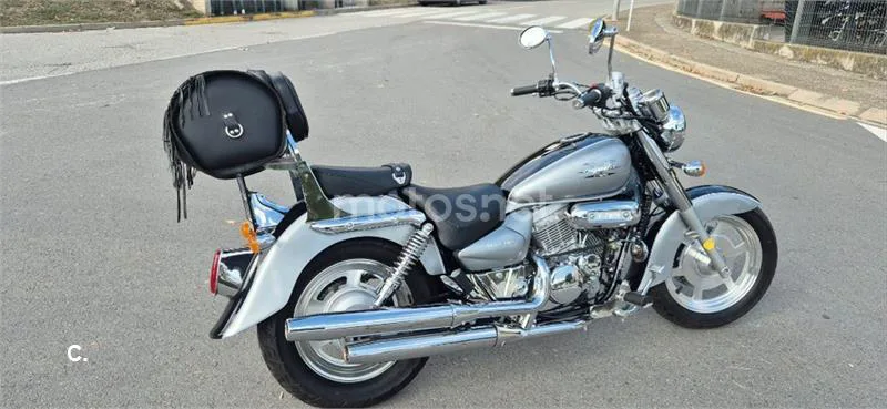 Hyosung Aquila GV 250 – Vista 3