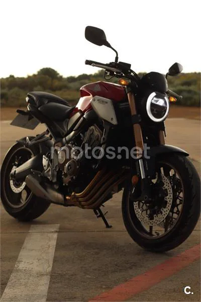 Honda CB 650 R – Vista 2