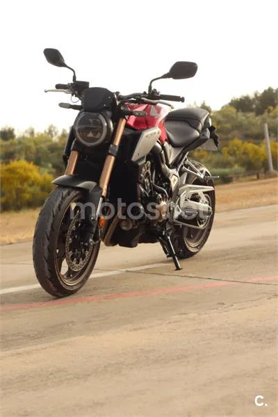Honda CB 650 R – Vista 4