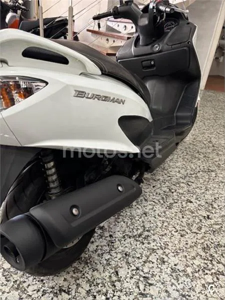 Suzuki Burgman 125 - Vista 6