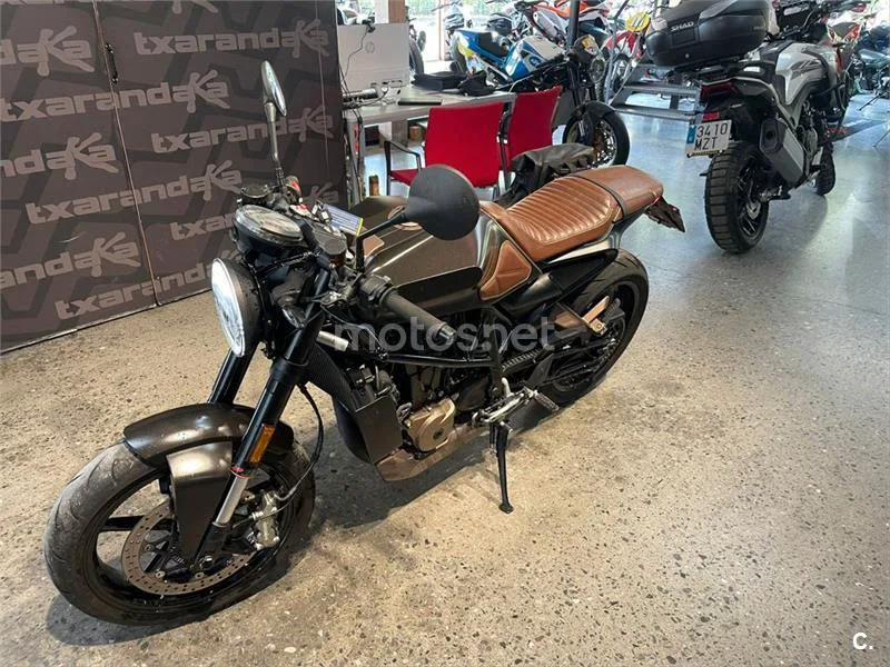 Husqvarna Vitpilen – Vista 5