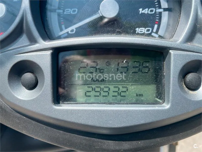 Yamaha X-City 250 – Vista 3