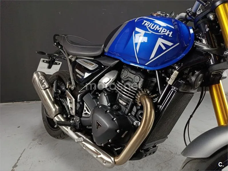 Triumph Speed 400 – Vista 6