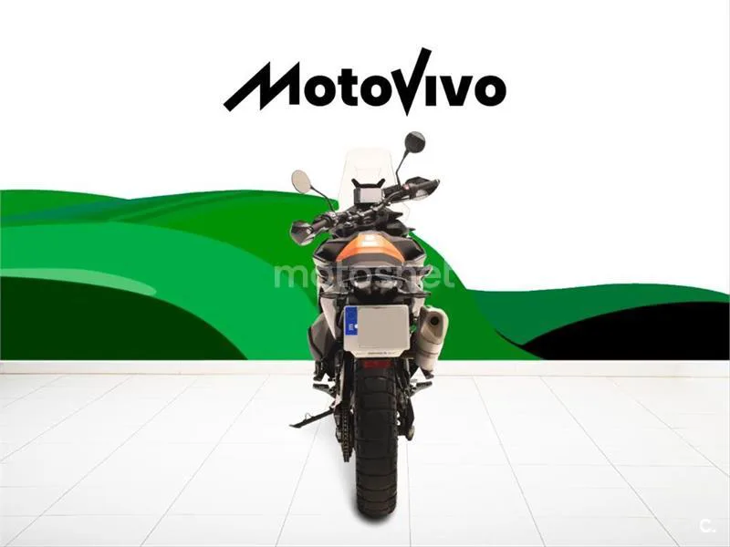 KTM 890 – Vista 5