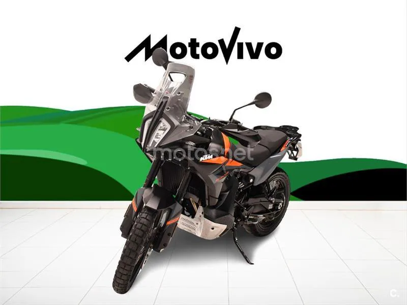 KTM 890 – Vista 7