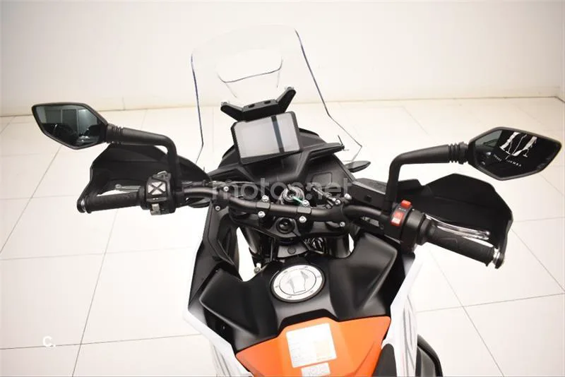 KTM 790 – Vista 14
