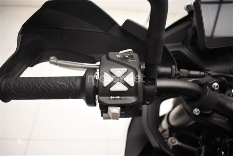 KTM 790 – Vista 15