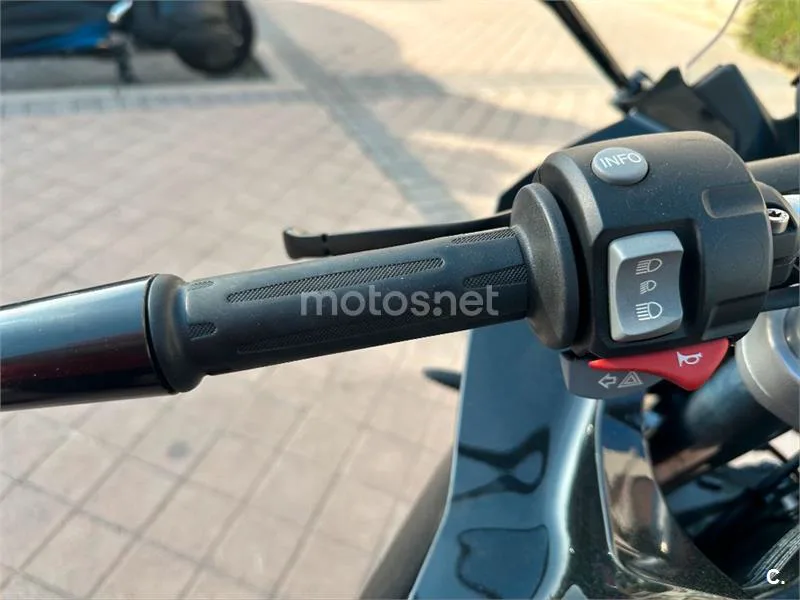 BMW F 800 ST – Vista 10