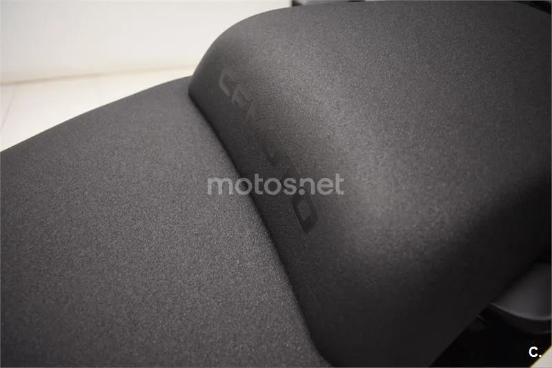 CFMOTO 800MT – Vista 13