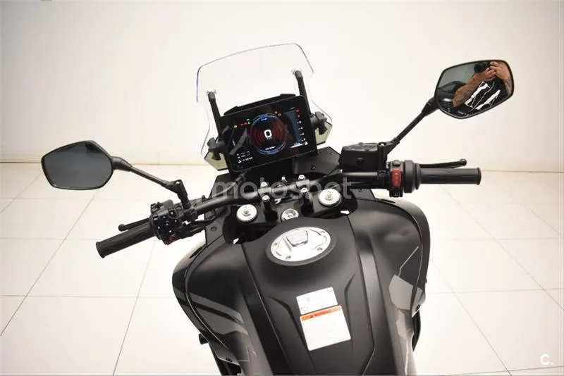 CFMOTO 800MT – Vista 14