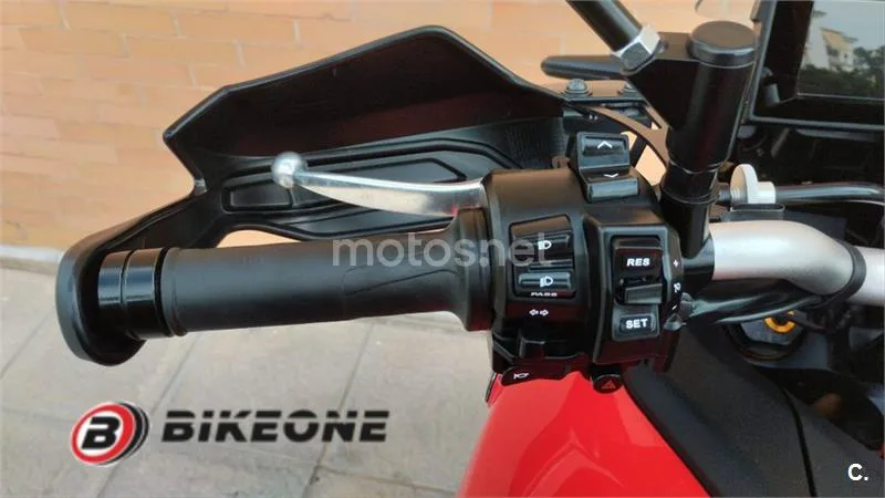 Yamaha Tracer 9 – Vista 8