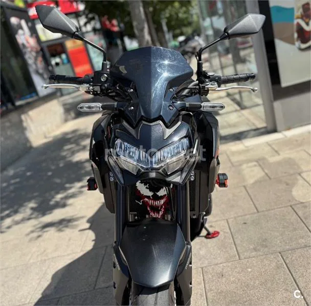 Kawasaki Z900 – Vista 5