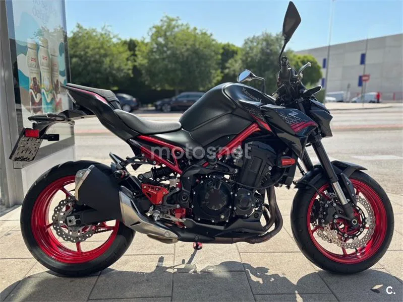 Kawasaki Z900 – Vista 7
