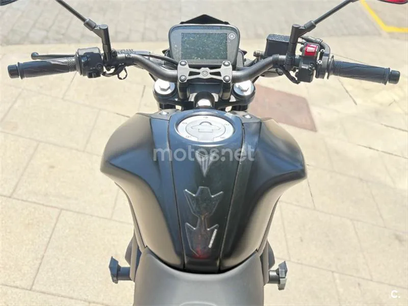 Yamaha MT-125 – Vista 11