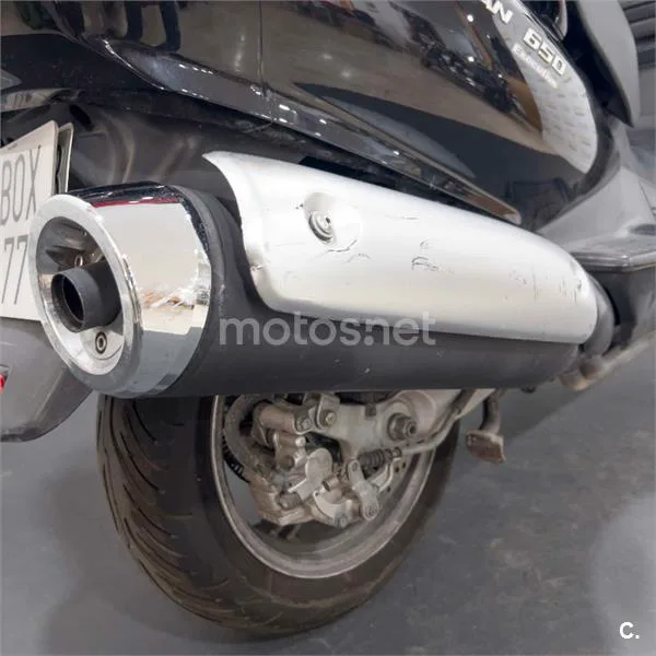 Suzuki Burgman 650 Executive – Vista 12