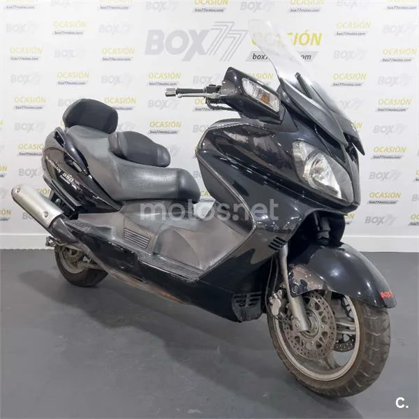 Suzuki Burgman 650 Executive – Vista 4