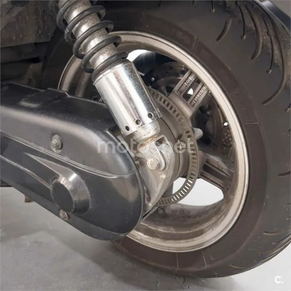 Suzuki Burgman 650 Executive – Vista 7