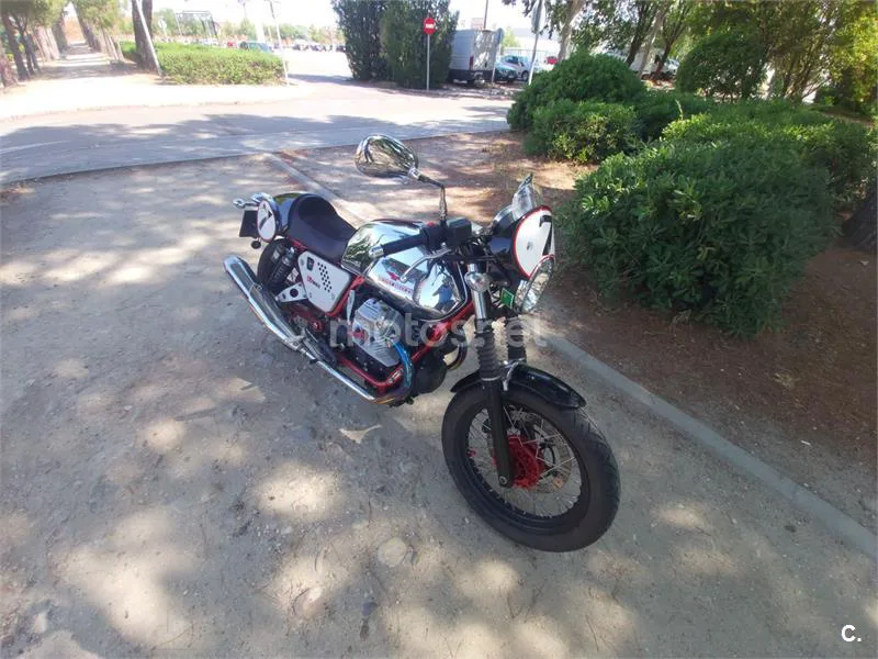 Moto Guzzi V7 CLUBMAN RACER – Vista 3