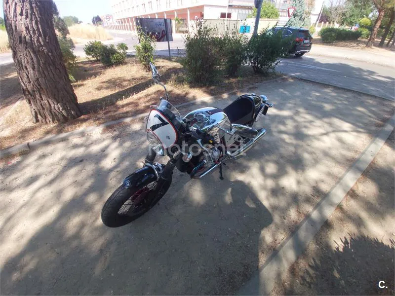 Moto Guzzi V7 CLUBMAN RACER – Vista 4