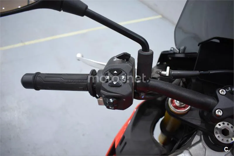 Aprilia Tuono V4 1100 – Vista 13