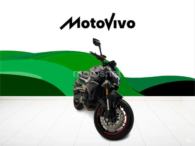 CFMOTO 800 NK Advanced – Vista 3