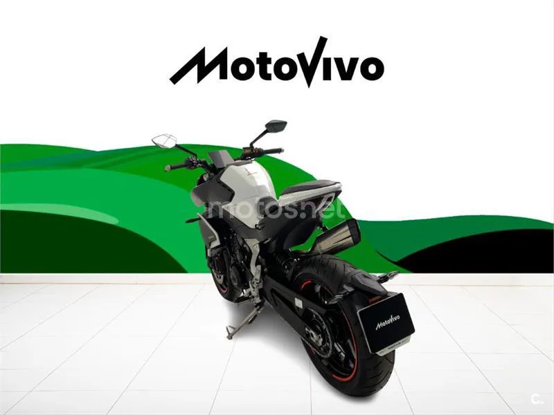 CFMOTO 800 NK Advanced – Vista 9